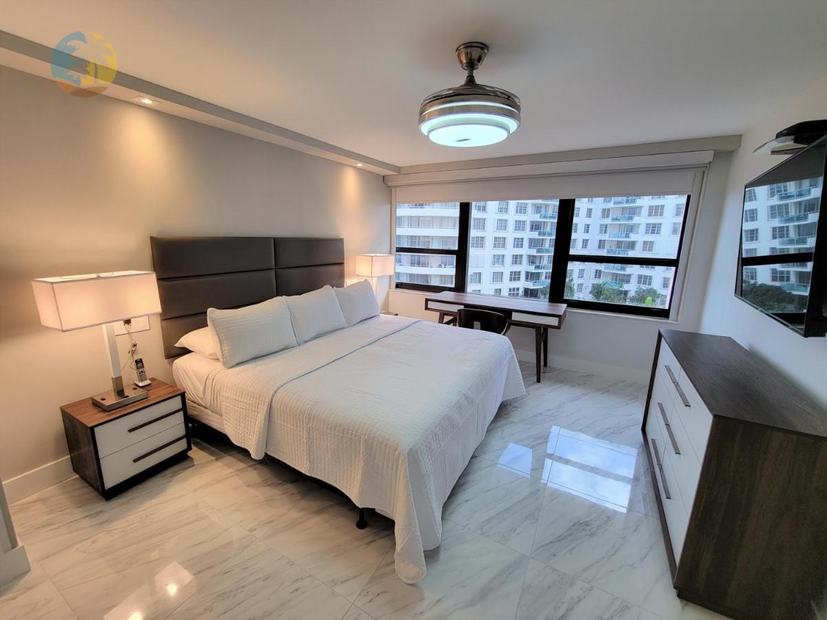 Deluxe Beach Resort - Hora Rentals Miami Beach Exterior photo