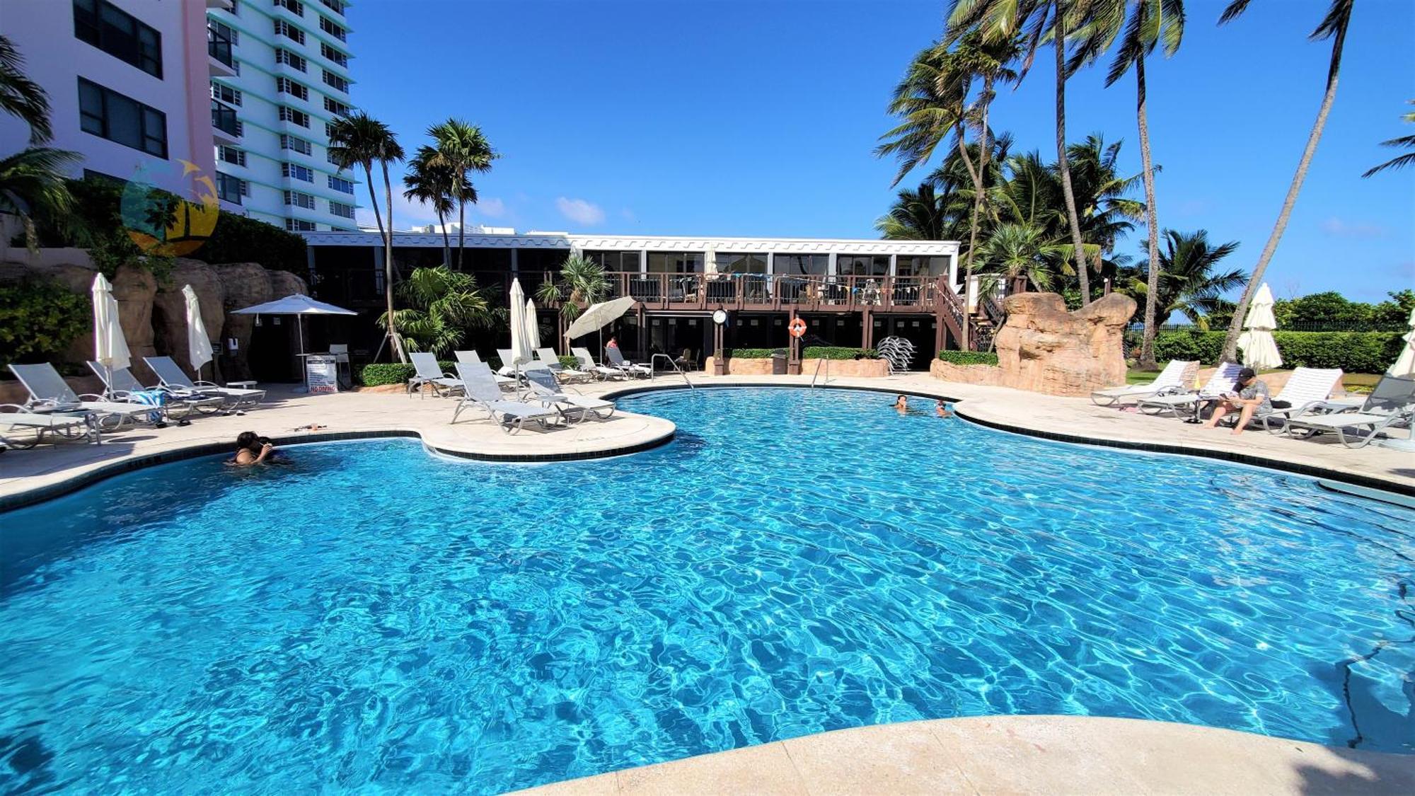 Deluxe Beach Resort - Hora Rentals Miami Beach Exterior photo